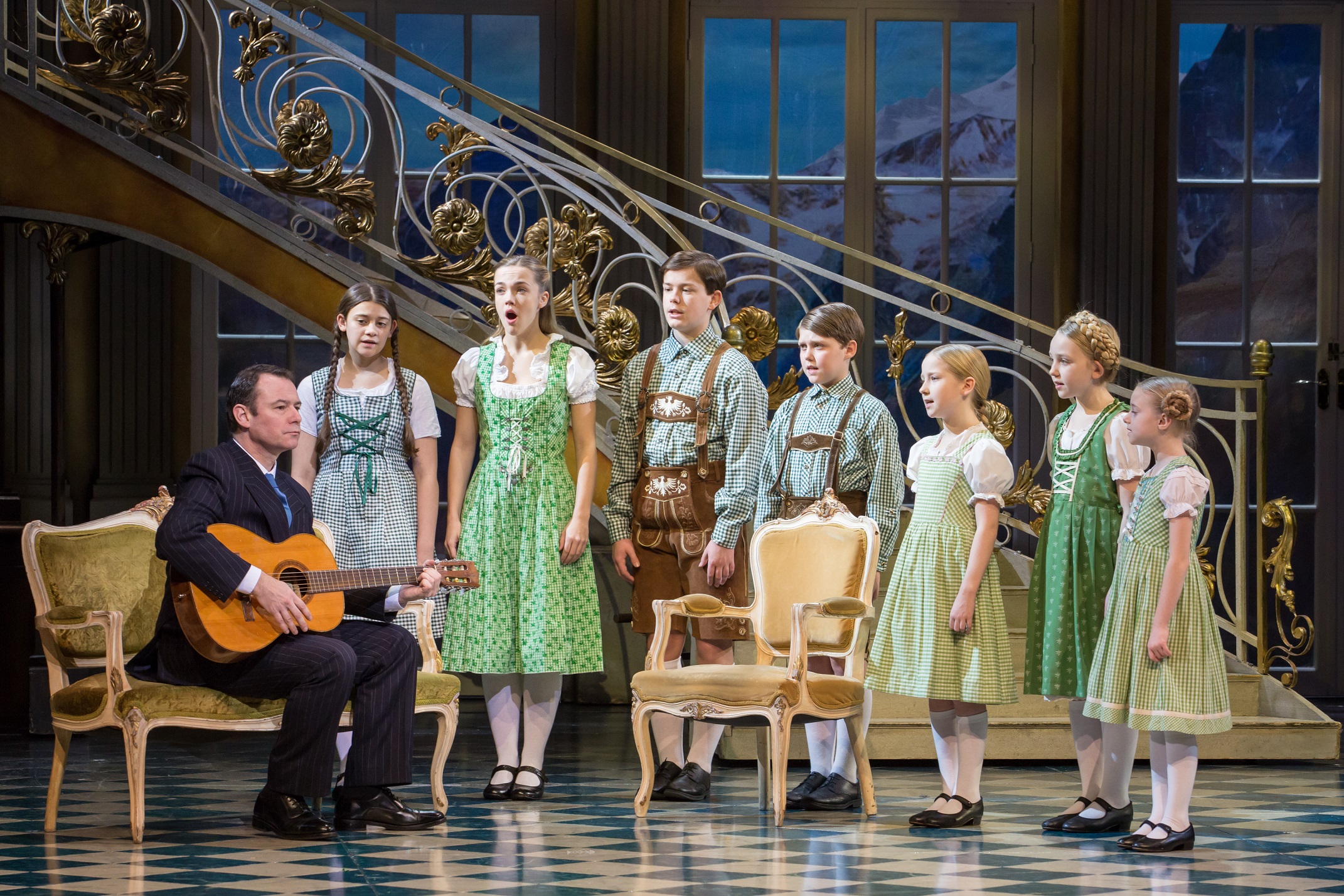 sound of music tour cast